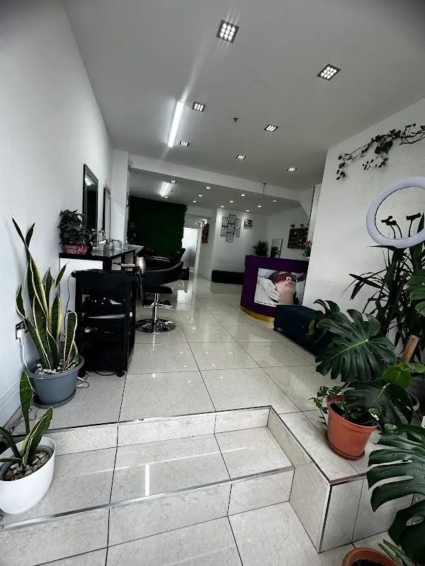 Dream Hair and Beauty — Beauty Salon in Ilford